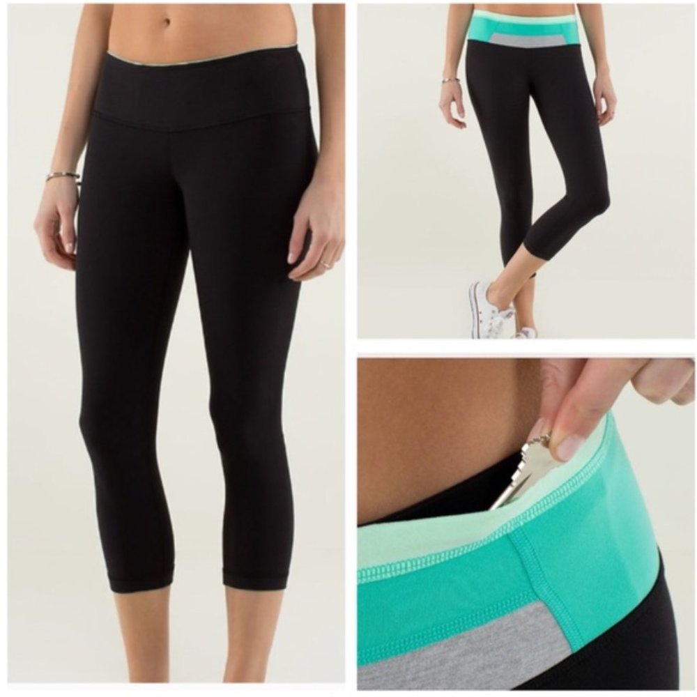 Lululemon Wunder Under Crop in Black/Teal Quilt - Picture 2 of 9